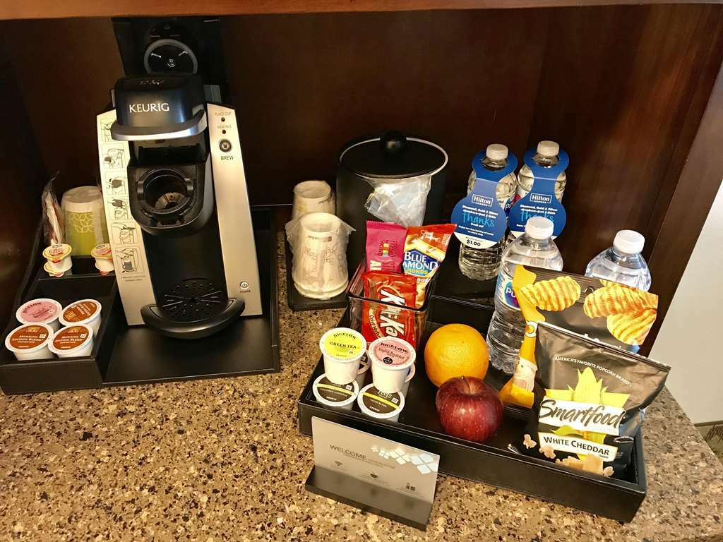 ヒルトン ガーデン イン ミルウォーキー エアポート 部屋 写真